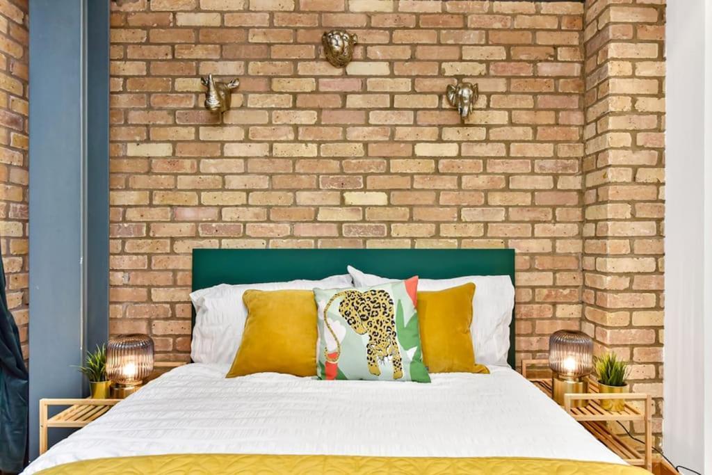 Spacious 2 Bed Urban Jungle Flat, Central London Ngoại thất bức ảnh